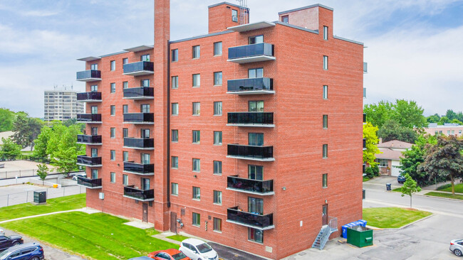 Palazzo Towers in Brampton, ON - Building Photo - Building Photo