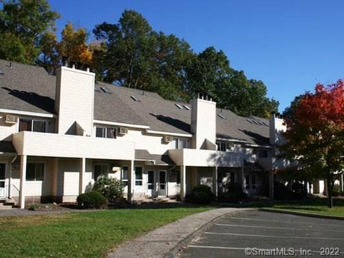 28 Rose Ln in Danbury, CT - Building Photo - Building Photo