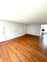 5620 W Goodman St in Chicago, IL - Building Photo - Building Photo