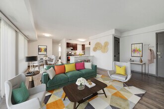 Parkside Landing Apartments in Rockville, MD - Foto de edificio - Building Photo