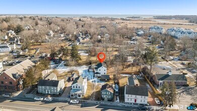 26 Water St in Guilford, CT - Building Photo - Building Photo