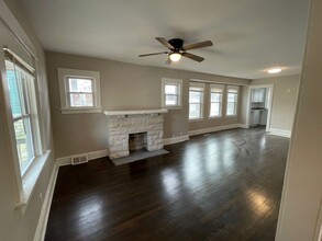 3011 E 37th St in Kansas City, MO - Building Photo - Building Photo