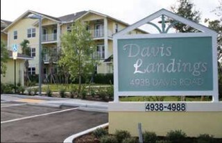 Davis Landings in Lake Worth, FL - Building Photo
