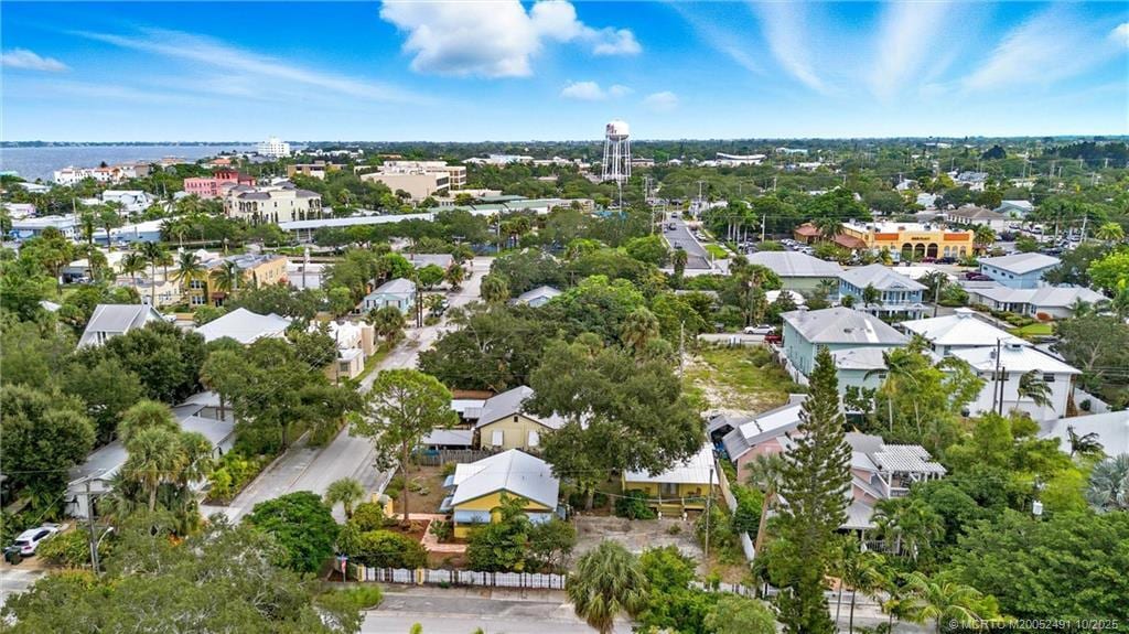 120 SW 5th St in Stuart, FL - Building Photo