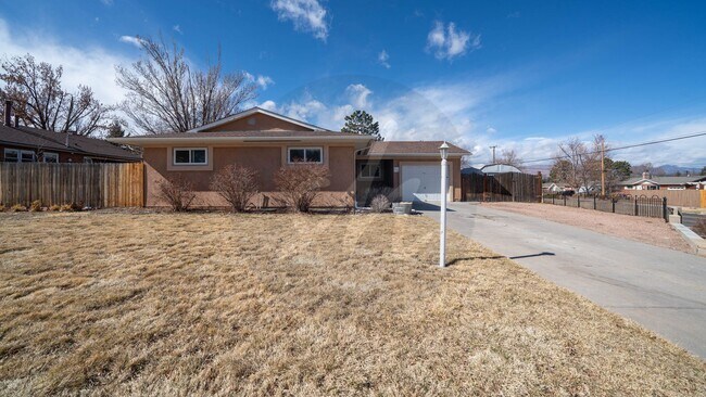 2322 Patrician Way in Colorado Springs, CO - Building Photo - Building Photo