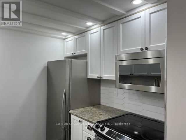 83-83 Lillian St in Toronto, ON - Building Photo - Building Photo