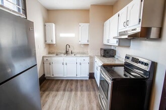 1709 E 5th Ave in Knoxville, TN - Building Photo - Building Photo