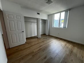 213 NE 27th St, Unit A1 in Miami, FL - Foto de edificio - Building Photo