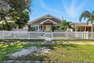 3634 Burlington Ave N in St. Petersburg, FL - Building Photo - Building Photo