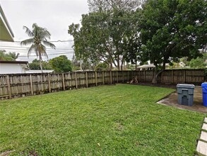 1812 N 40th Ave in Hollywood, FL - Building Photo - Building Photo