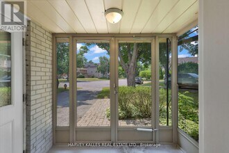 16 Wedgeport Pl in Toronto, ON - Building Photo - Building Photo