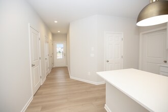 471 Rivanna Hl Rd in Glen Allen, VA - Building Photo - Building Photo