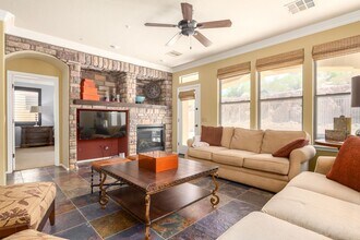 18533 Verdin Rd in Goodyear, AZ - Building Photo - Building Photo