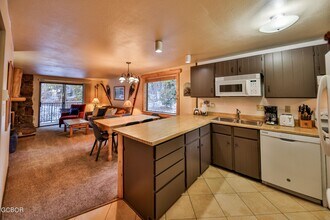 44 Village Dr, Unit 2-204 in Winter Park, CO - Building Photo - Building Photo