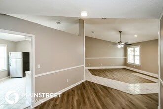 8272 Hamden Rd W in Jacksonville, FL - Building Photo - Building Photo