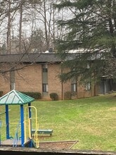 326 Orchard Trace Ln in Charlotte, NC - Building Photo - Building Photo