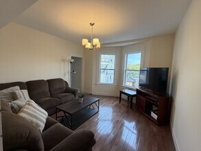 11 Francis St in Malden, MA - Building Photo - Building Photo