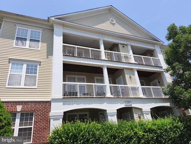 42492 Mayflower Terrace in Ashburn, VA - Building Photo - Building Photo