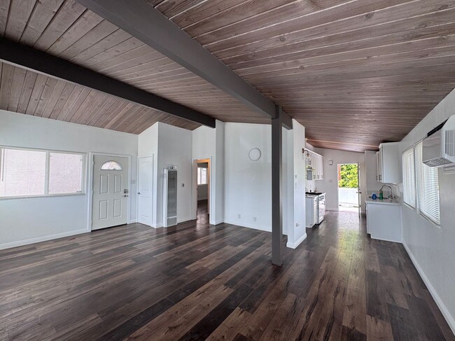 property at 4419 W Rosecrans Ave
