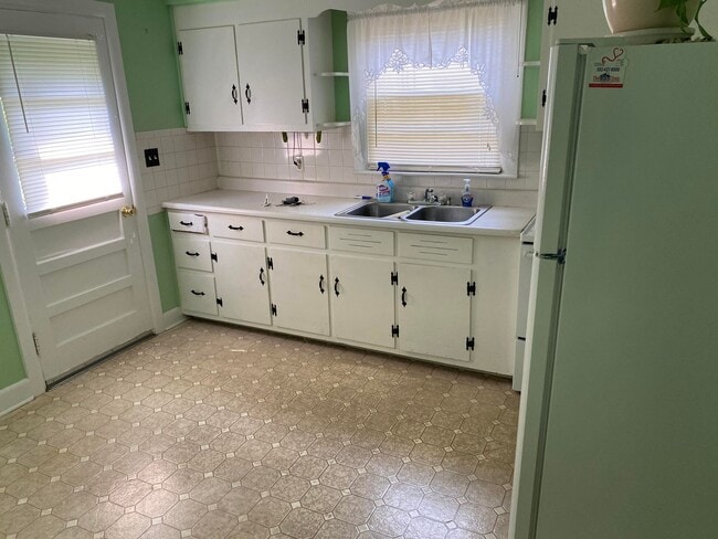 328 Webbmont Cir in Shelbyville, KY - Building Photo - Building Photo