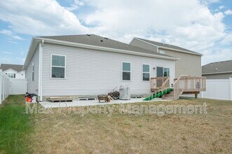 2605 13th Ave SE in Altoona, IA - Building Photo - Building Photo