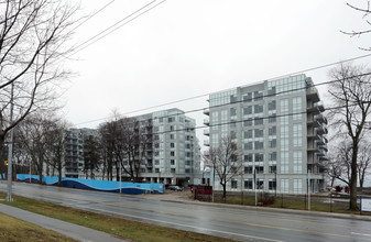 Bluwater Condominiums in Toronto, ON - Building Photo - Building Photo