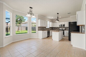 11810 Hueco Tanks Dr in Sugar Land, TX - Building Photo - Building Photo