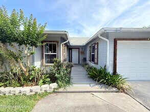 14349 Courtney Woods Ln in Jacksonville, FL - Building Photo - Building Photo