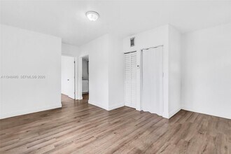 8329 NW 5th Ave in Miami, FL - Building Photo - Building Photo