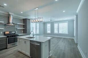 7 Sanctuary Ct in Charleston, SC - Building Photo