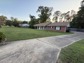 2307 Oliver Ave in Longview, TX - Building Photo