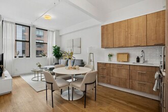 517 W 45th St in New York, NY - Building Photo - Building Photo