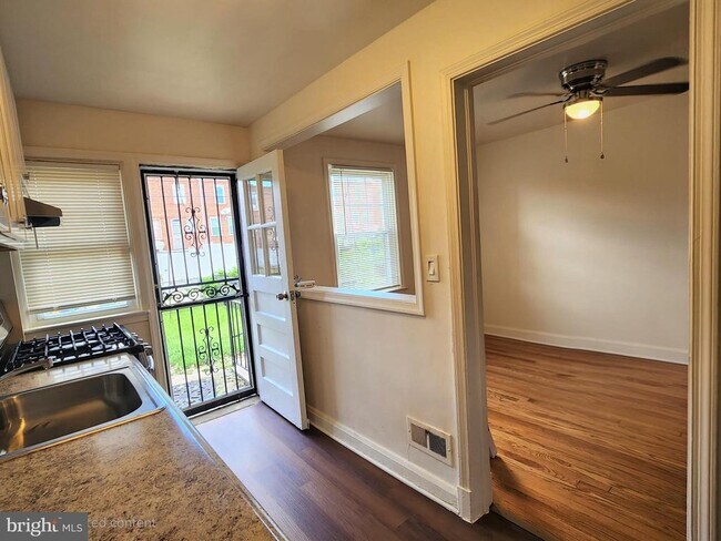 3712 Elmley Ave in Baltimore, MD - Building Photo - Building Photo