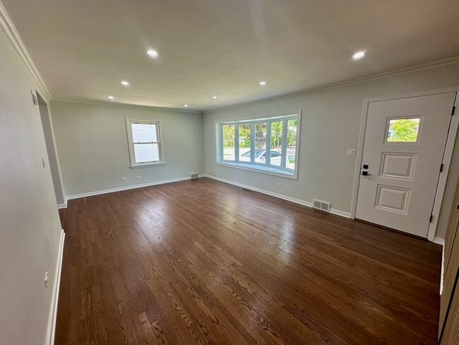 823 N Yale Ave in Arlington Heights, IL - Building Photo - Building Photo