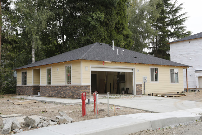 Johnson Street Apartments in Beaverton, OR - Building Photo - Building Photo