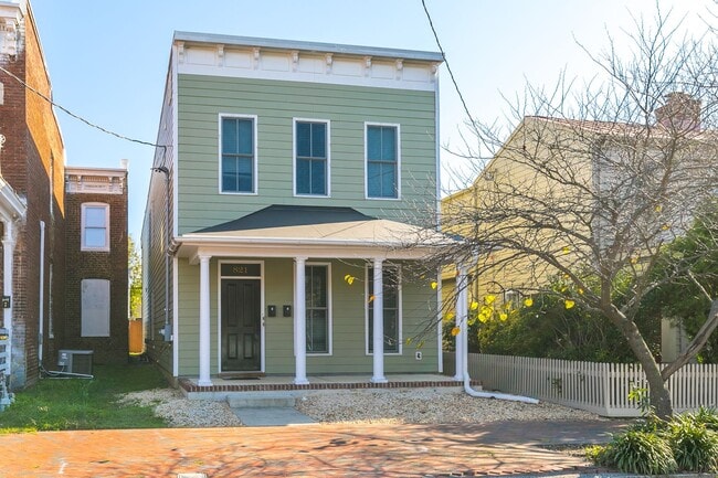 property at 821 N 24th St