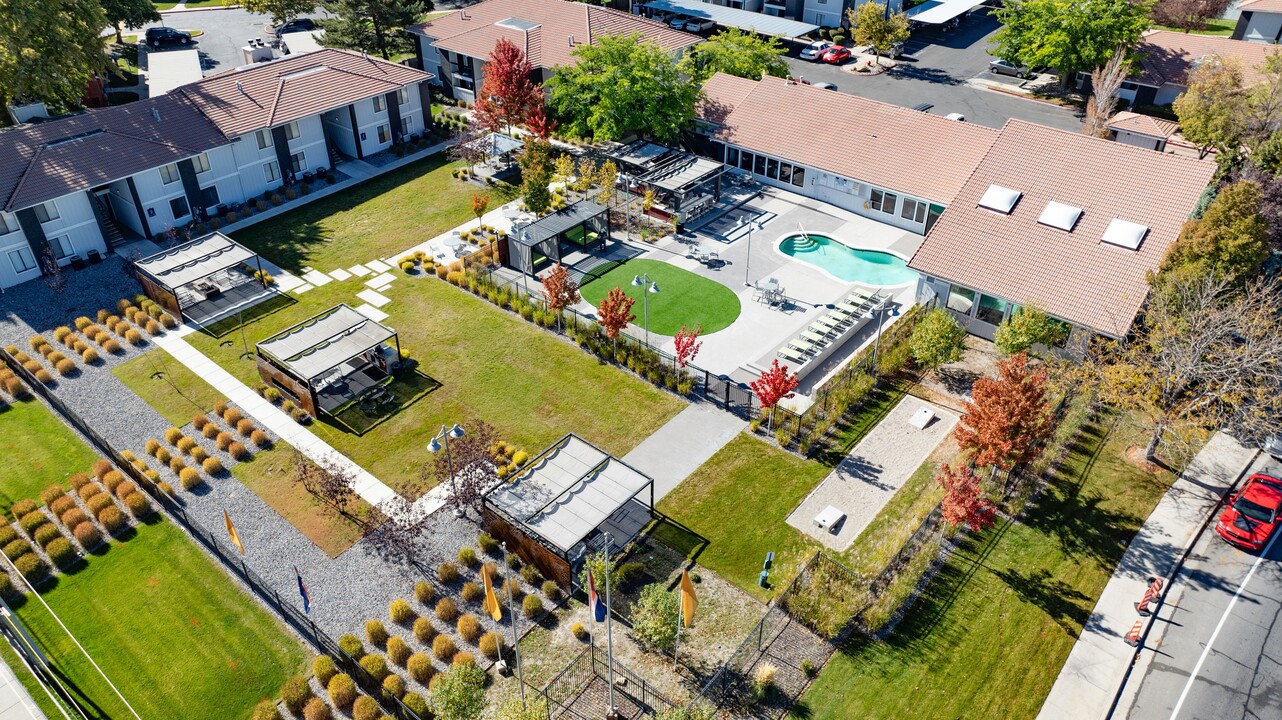 Enclave at Redwood in West Valley City, UT - Foto de edificio