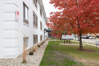 Treciti Village Apartments in Sylvania, OH - Building Photo - Building Photo