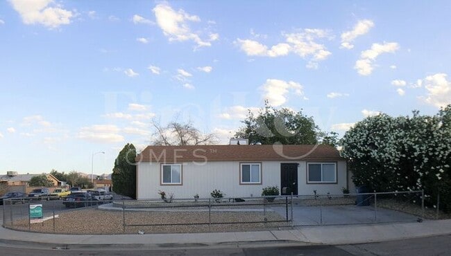 5483 Waltham Ln