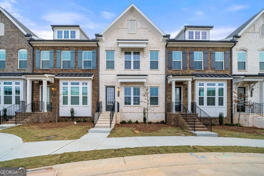 1172 Edwin Ln in Sugar Hill, GA - Building Photo