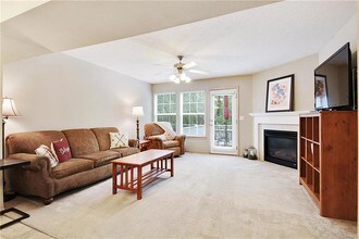 2144 SW Rambling Vine Rd in Lee's Summit, MO - Building Photo - Building Photo