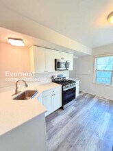 19148 Hilton Dr in Southfield, MI - Building Photo - Building Photo