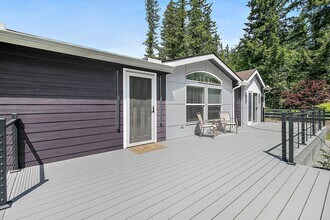 28321 305th Ave SE in Ravensdale, WA - Building Photo - Building Photo