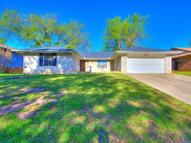 property at 718 Terrace Pl