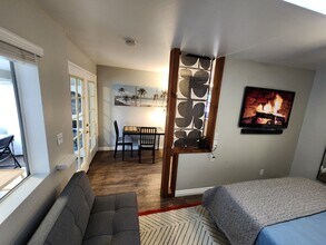 5001 63rd St in San Diego, CA - Building Photo - Building Photo