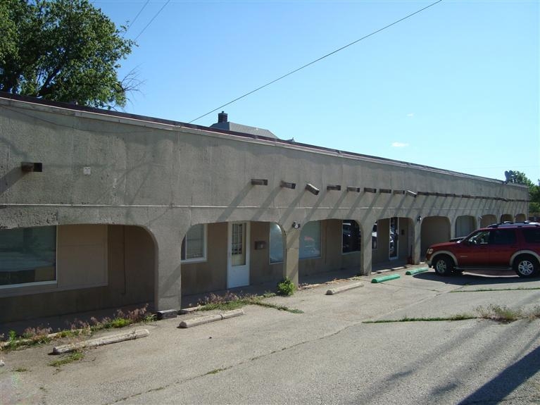 108 N 3rd Ave in Marshalltown, IA - Building Photo