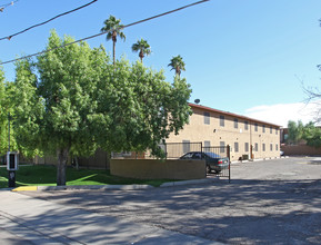 Hayden Terrace in Tempe, AZ - Foto de edificio - Building Photo