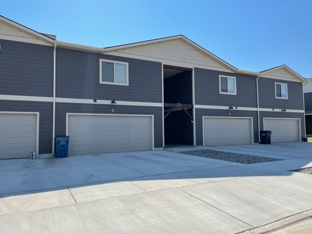 property at 1188 Forest Glen Dr