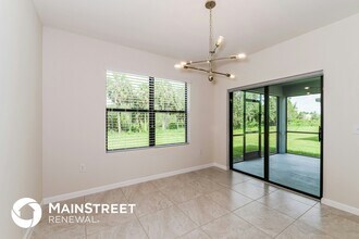 10820 Firebush Cir in North Fort Myers, FL - Building Photo - Building Photo