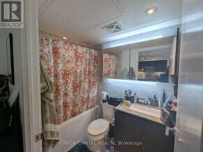70-1770 Queens Wharf Rd in Mississauga, ON - Building Photo - Building Photo